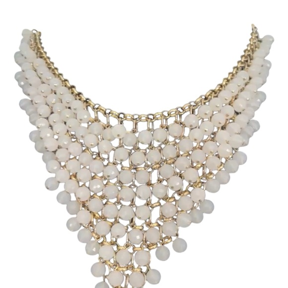 Elegant White Beaded Necklace - Picture 5 of 6